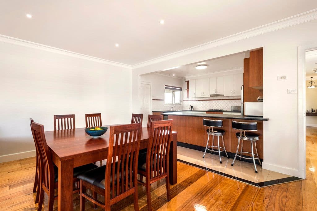60 Highland Avenue, Oakleigh East VIC 3166, Oakleigh East - Thumbnail 2