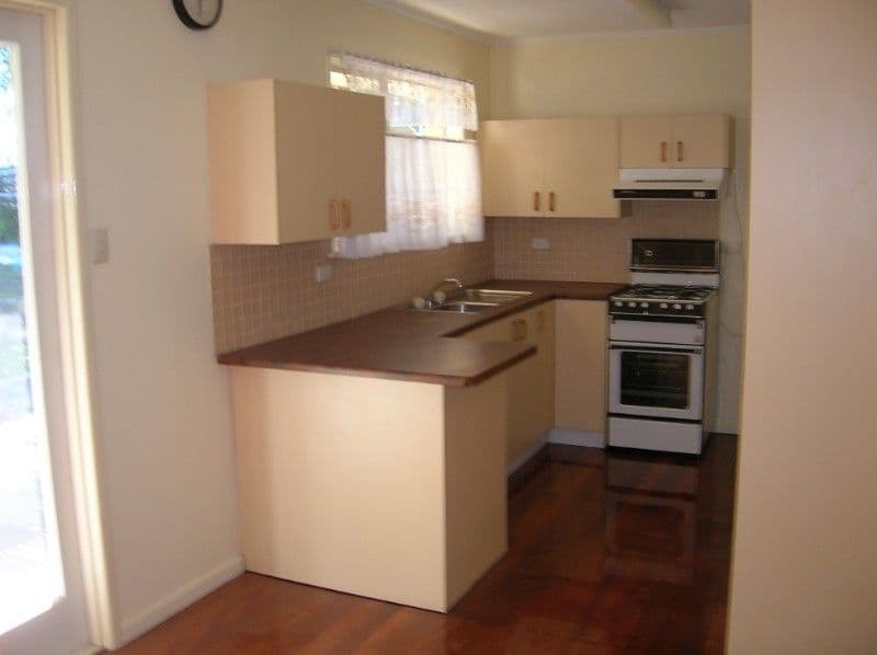 158 Trouts Road, STAFFORD HEIGHTS QLD 4053, Stafford Heights - Thumbnail 2