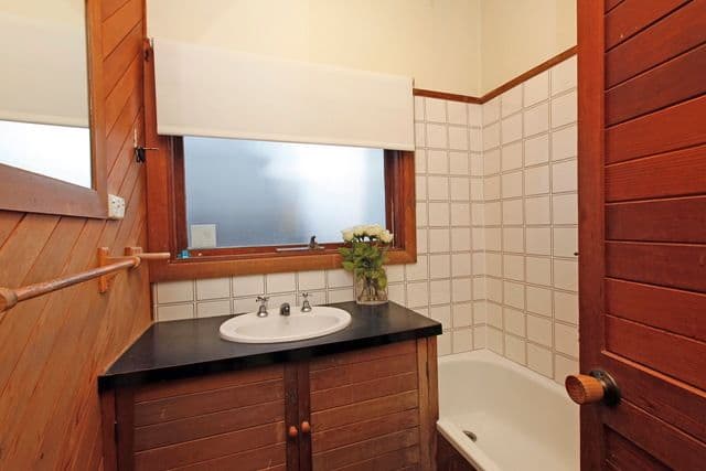 18 Gilbertson Street, ESSENDON VIC 3040, Essendon - Thumbnail 5
