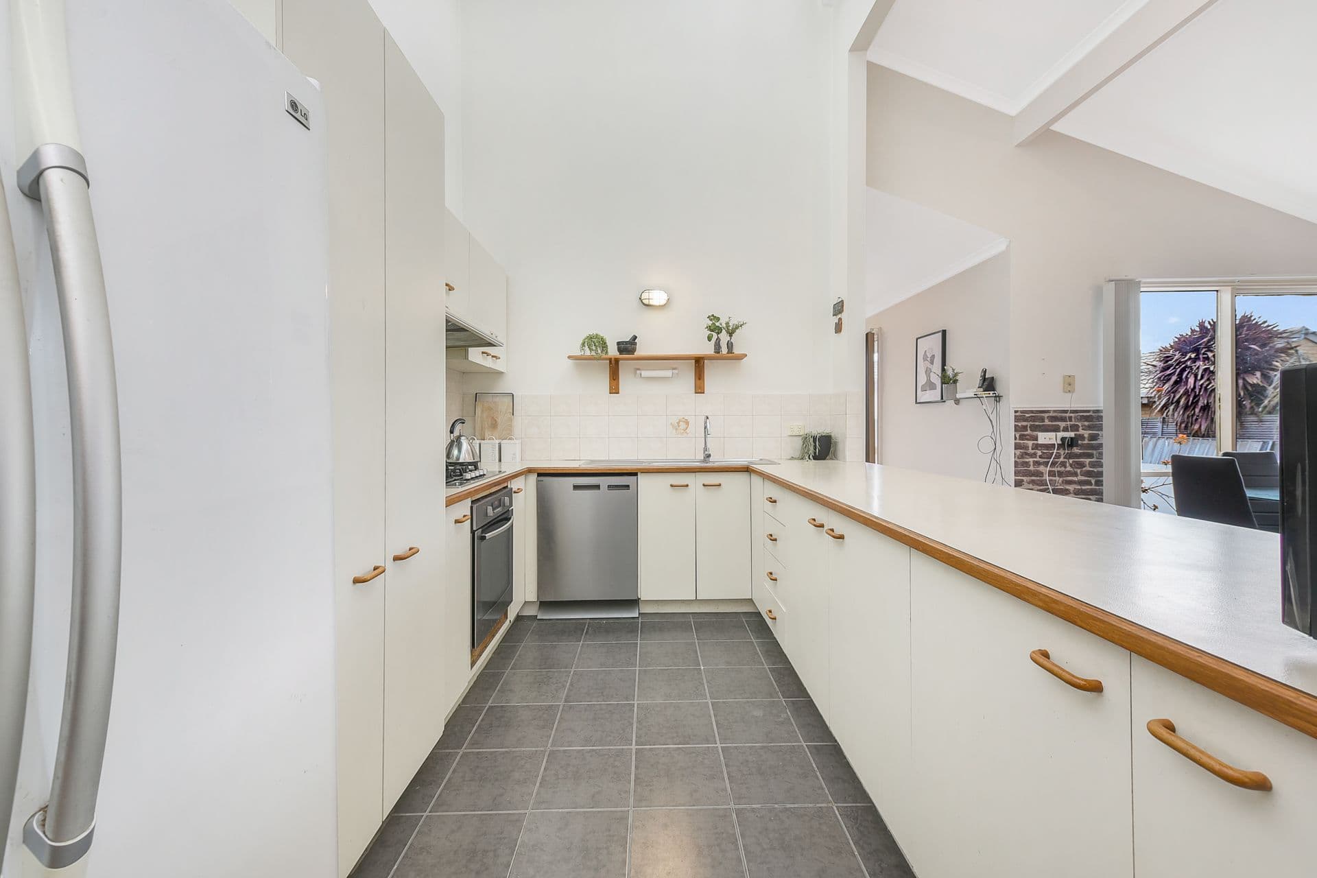 3 Barber Court, Berwick VIC 3806, Berwick - Thumbnail 6