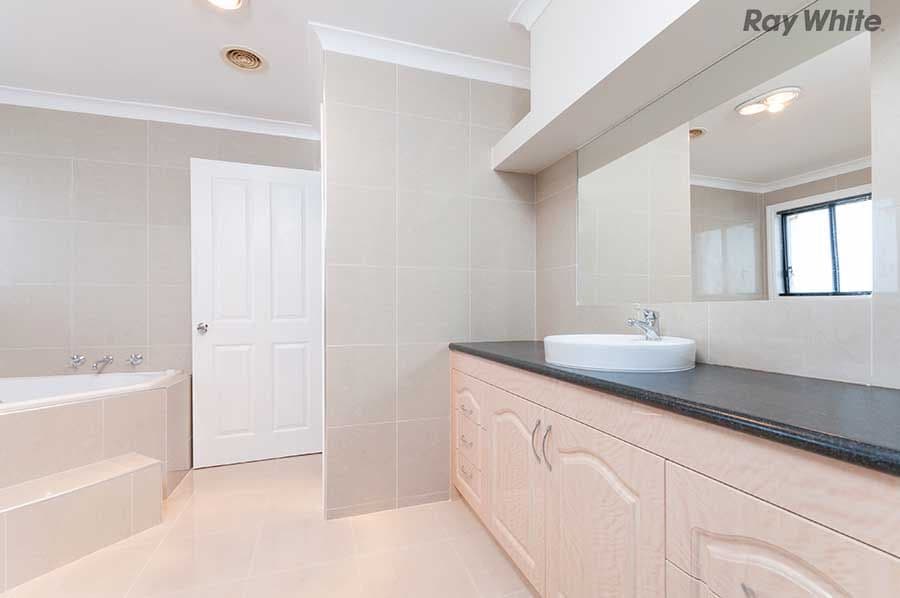 22 Syme Road, St Albans VIC 3021, St Albans - Thumbnail 6