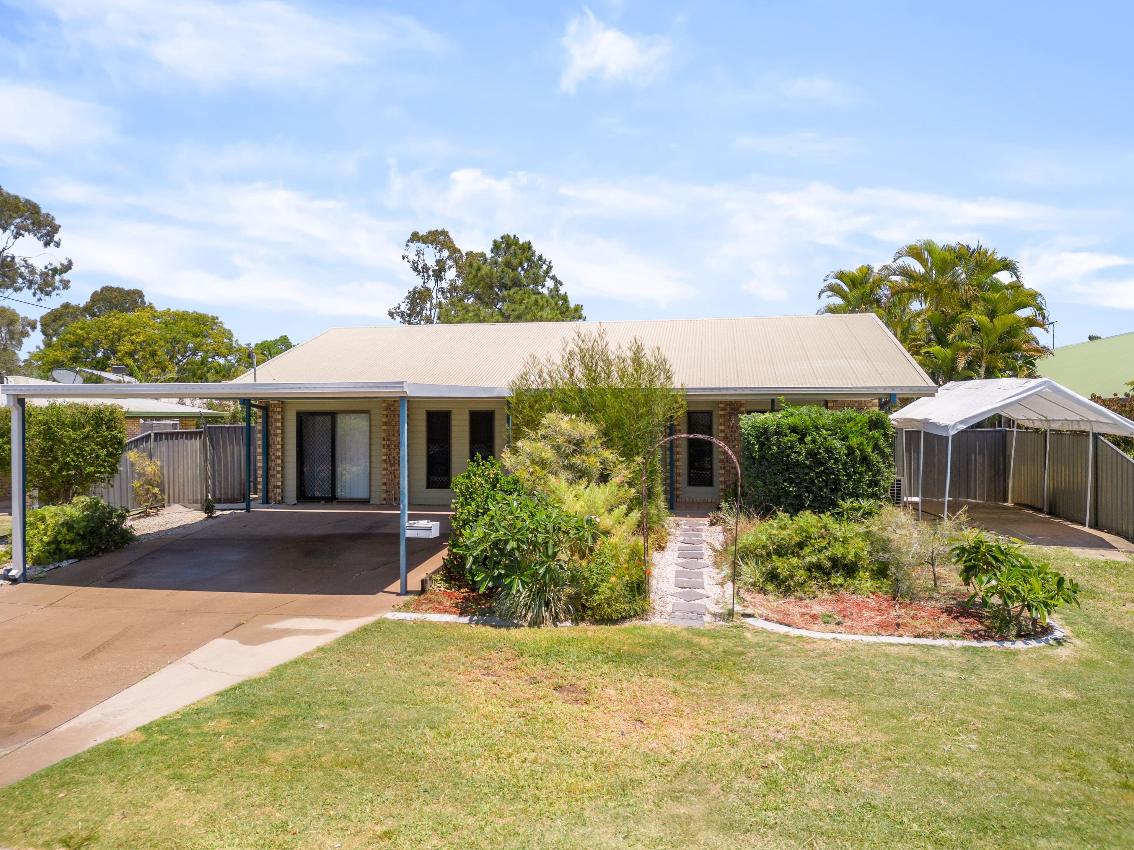11 Barry Street, Emerald QLD 4720, Emerald - Image 1