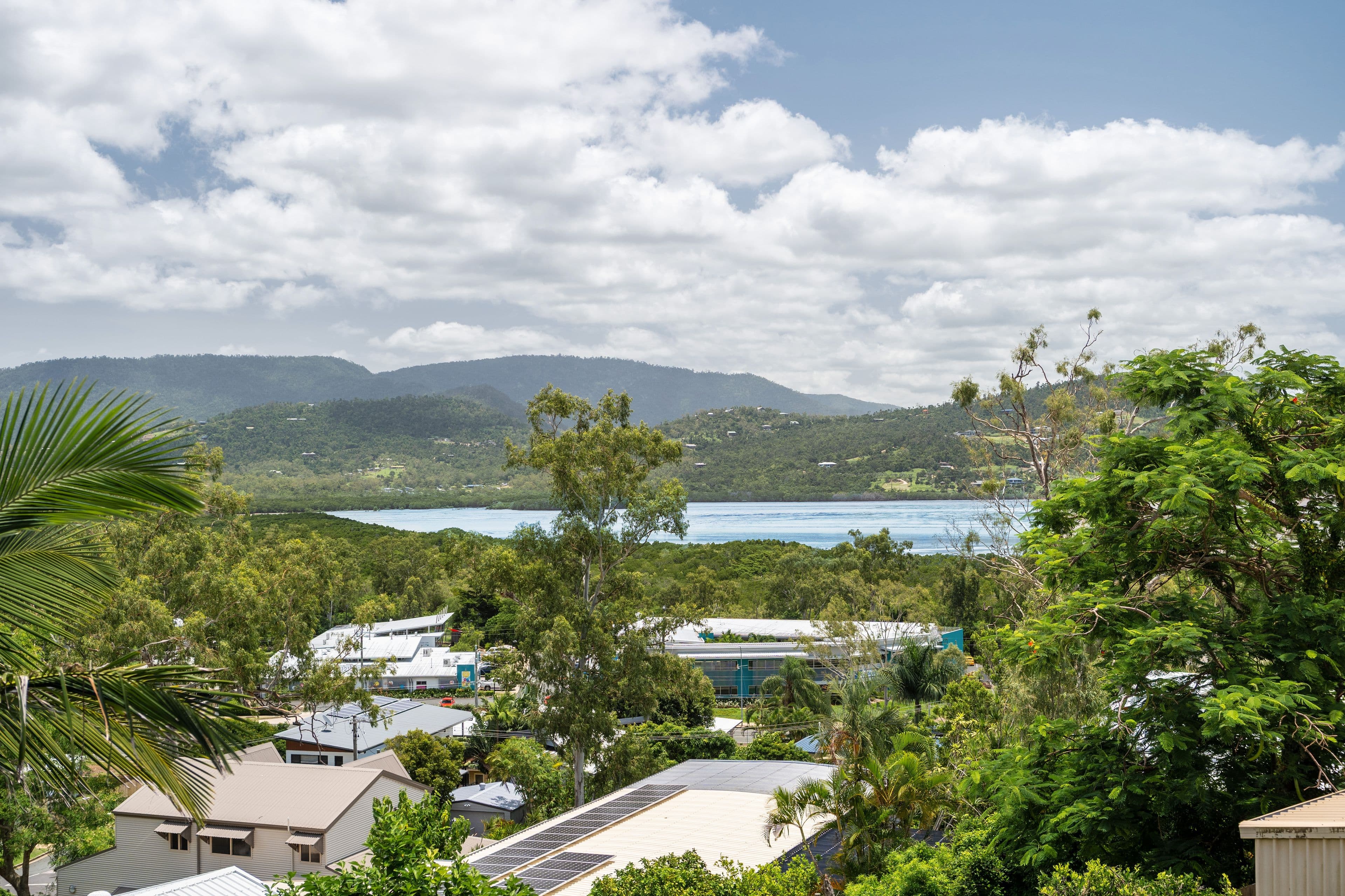6 Woomerah Avenue, Cannonvale QLD 4802, Cannonvale - Thumbnail 5