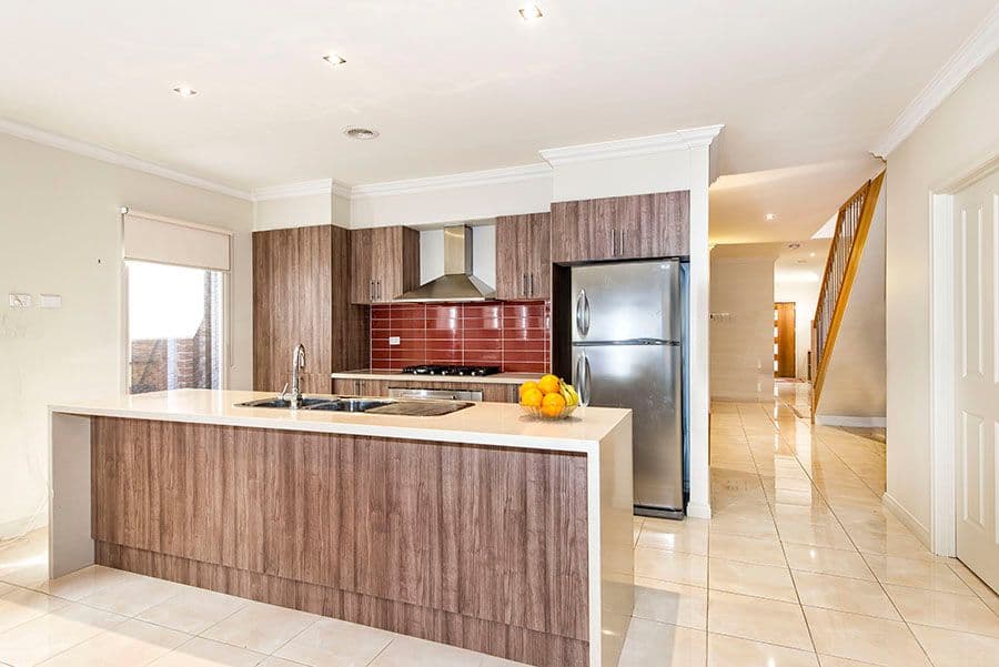 16 Cobb Street, South Morang VIC 3752, South Morang - Thumbnail 3