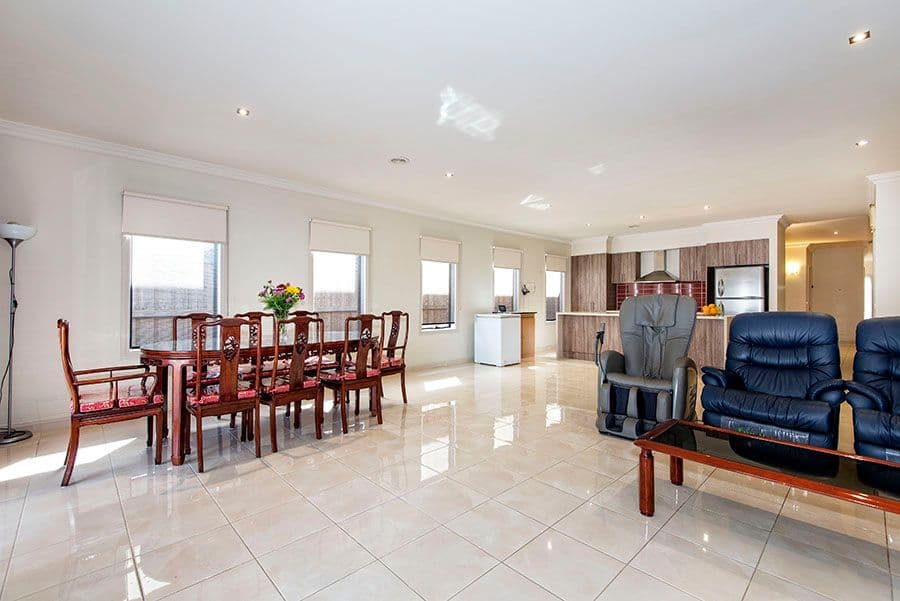 16 Cobb Street, South Morang VIC 3752, South Morang - Thumbnail 4