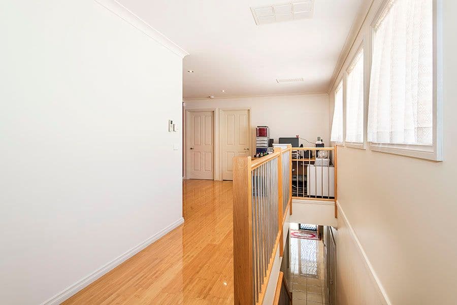 16 Cobb Street, South Morang VIC 3752, South Morang - Thumbnail 7
