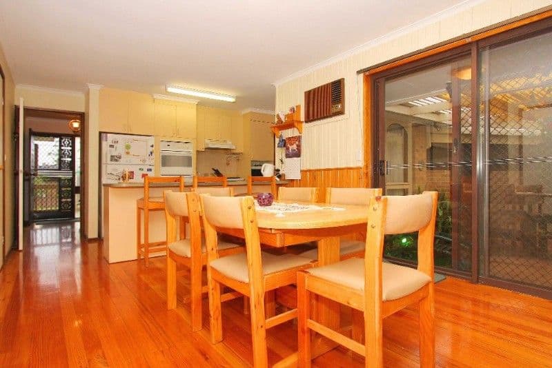 33 Hermitage Crescent, BUNDOORA VIC 3083, Bundoora - Thumbnail 5