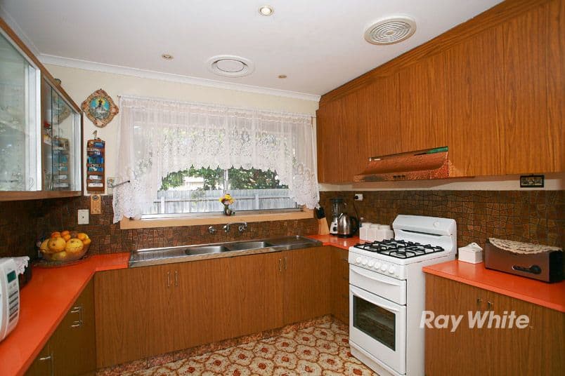 19 Malabar Court, KEYSBOROUGH VIC 3173, Keysborough - Thumbnail 5