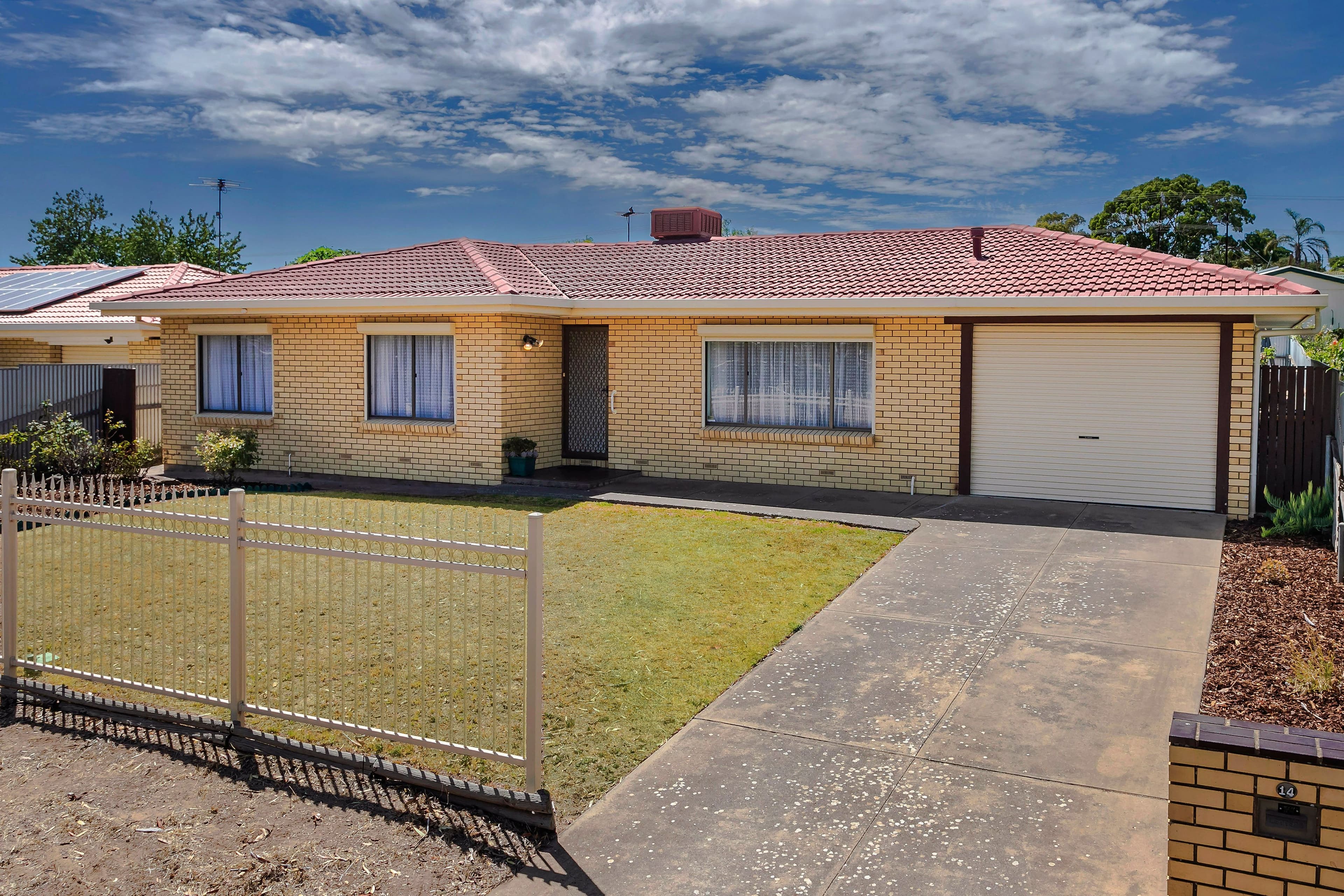 14 Brentwood Drive, Huntfield Heights SA 5163, Huntfield Heights - Image 1