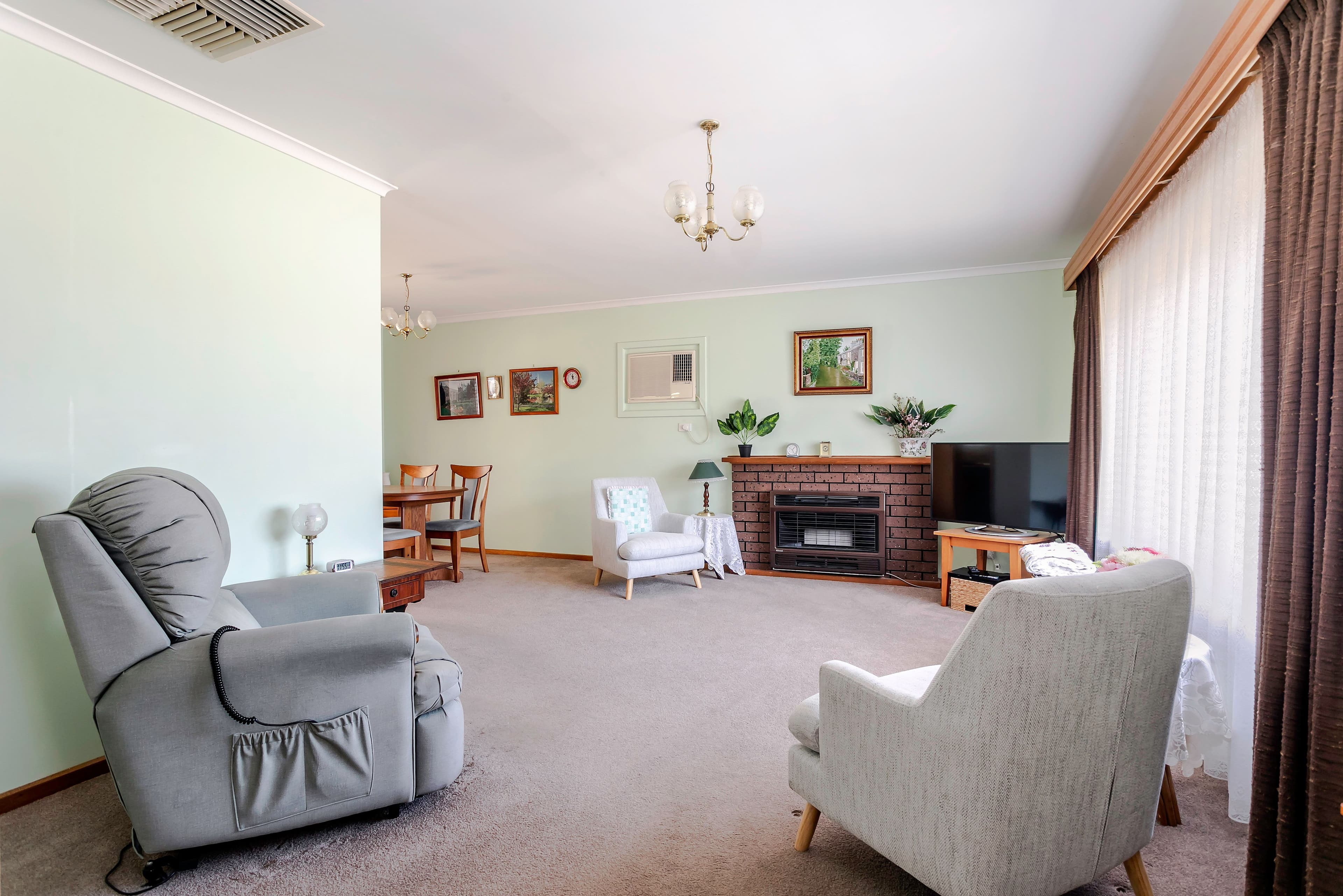 14 Brentwood Drive, Huntfield Heights SA 5163, Huntfield Heights - Thumbnail 3