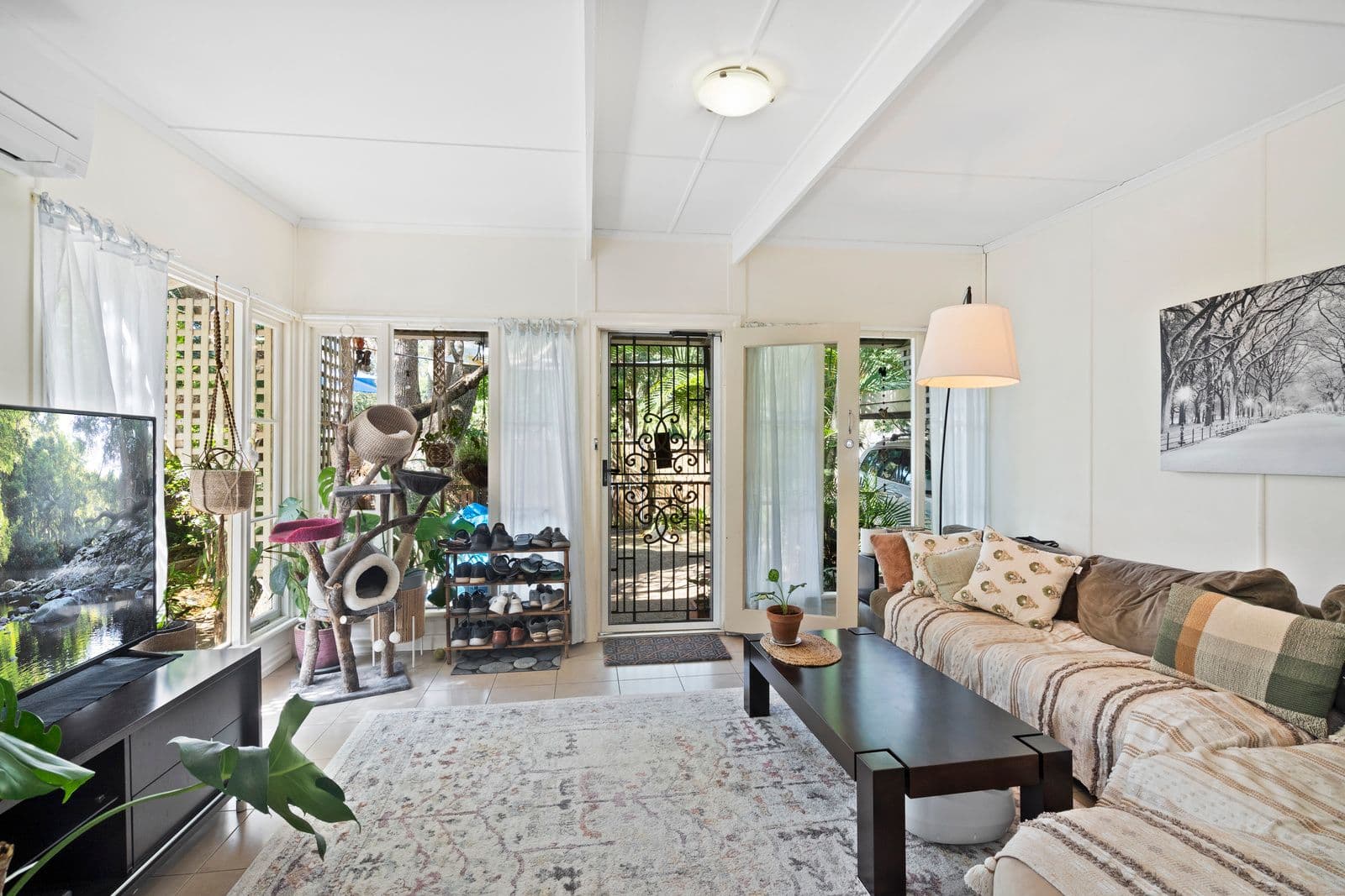 23 Turley Street, Fairfield QLD 4103, Fairfield - Thumbnail 2
