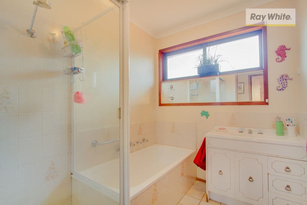 170 Eighth Avenue, ROSEBUD VIC 3939, Rosebud - Thumbnail 6