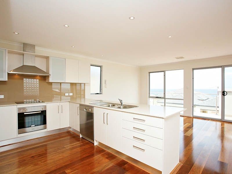 10  Battunga Avenue, PORT ELLIOT SA 5212, Port Elliot - Thumbnail 2