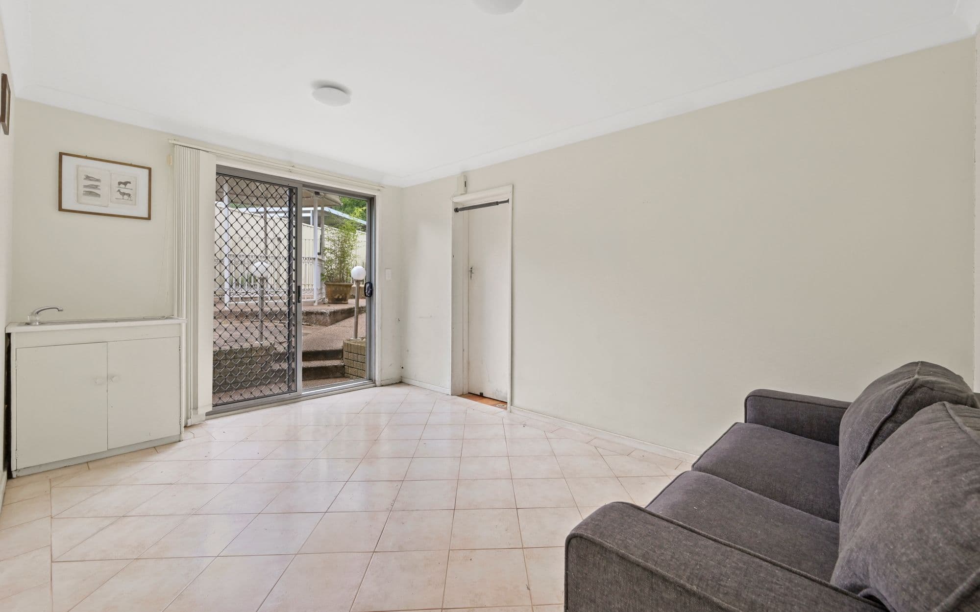 32 Lawn Avenue, Bradbury NSW 2560, Bradbury - Thumbnail 6