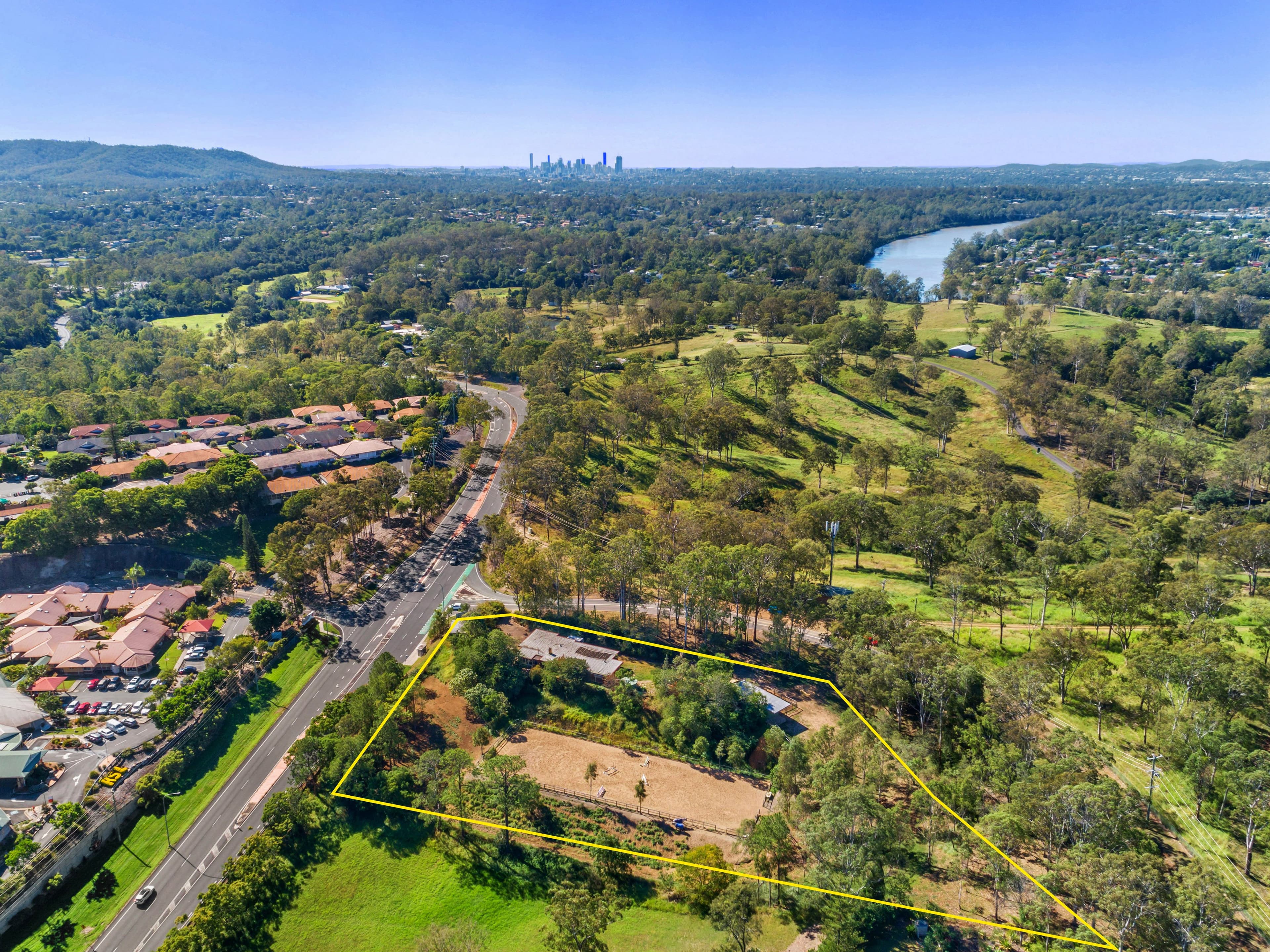 1 Pinjarra Road, Pinjarra Hills QLD 4069, Pinjarra Hills - Thumbnail 4