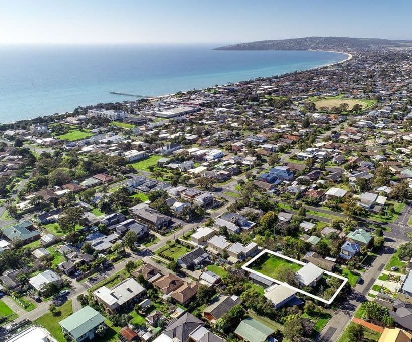 4 James Street, Dromana VIC 3936, Dromana - Thumbnail 2
