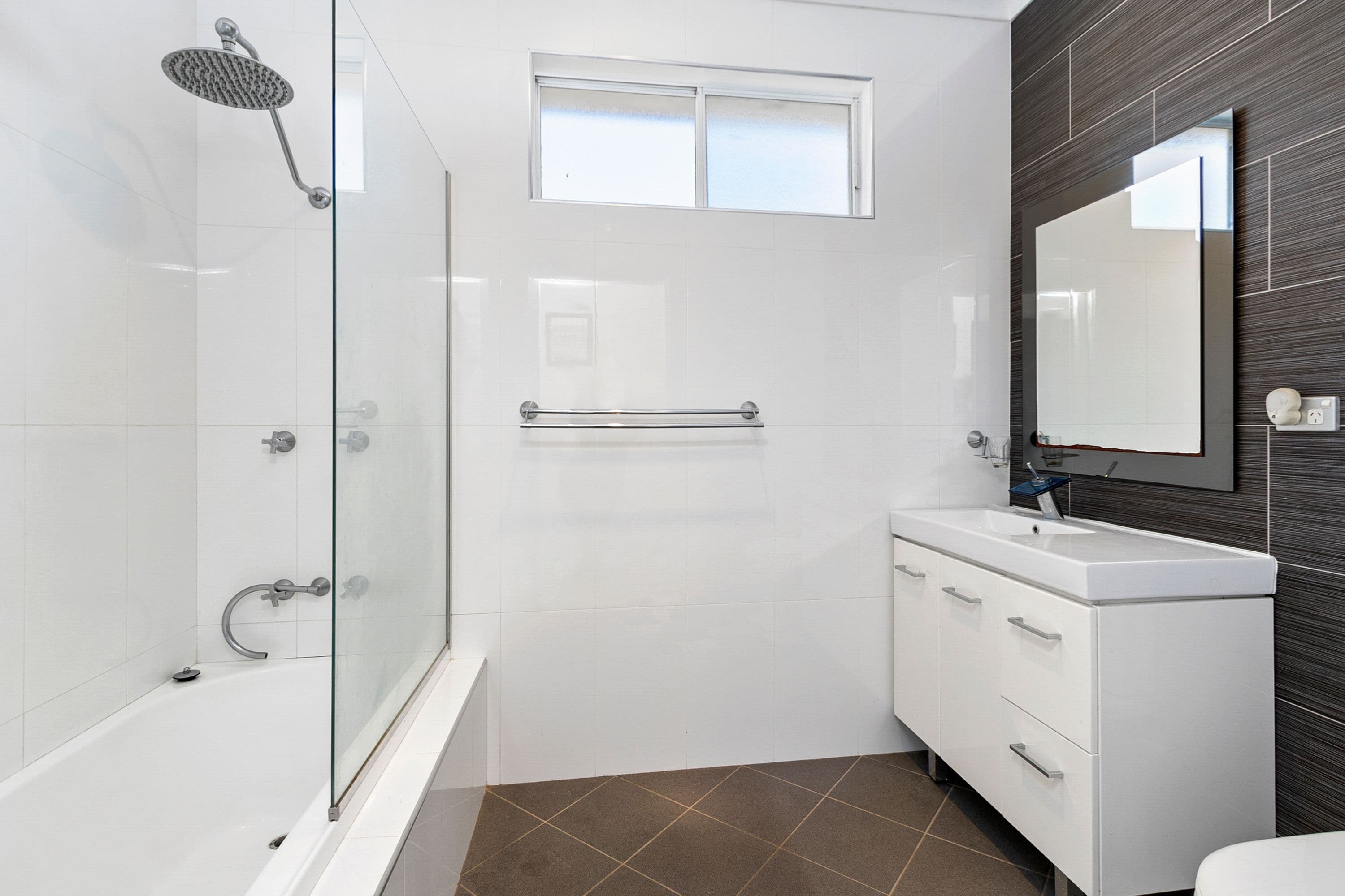 19 Golden Valley Drive, Glossodia - Image 1