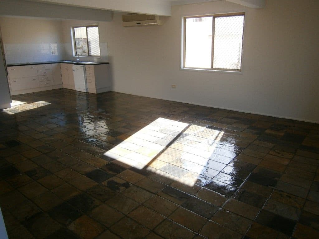 144 Park Street, Park Avenue QLD 4701, Park Avenue - Thumbnail 4