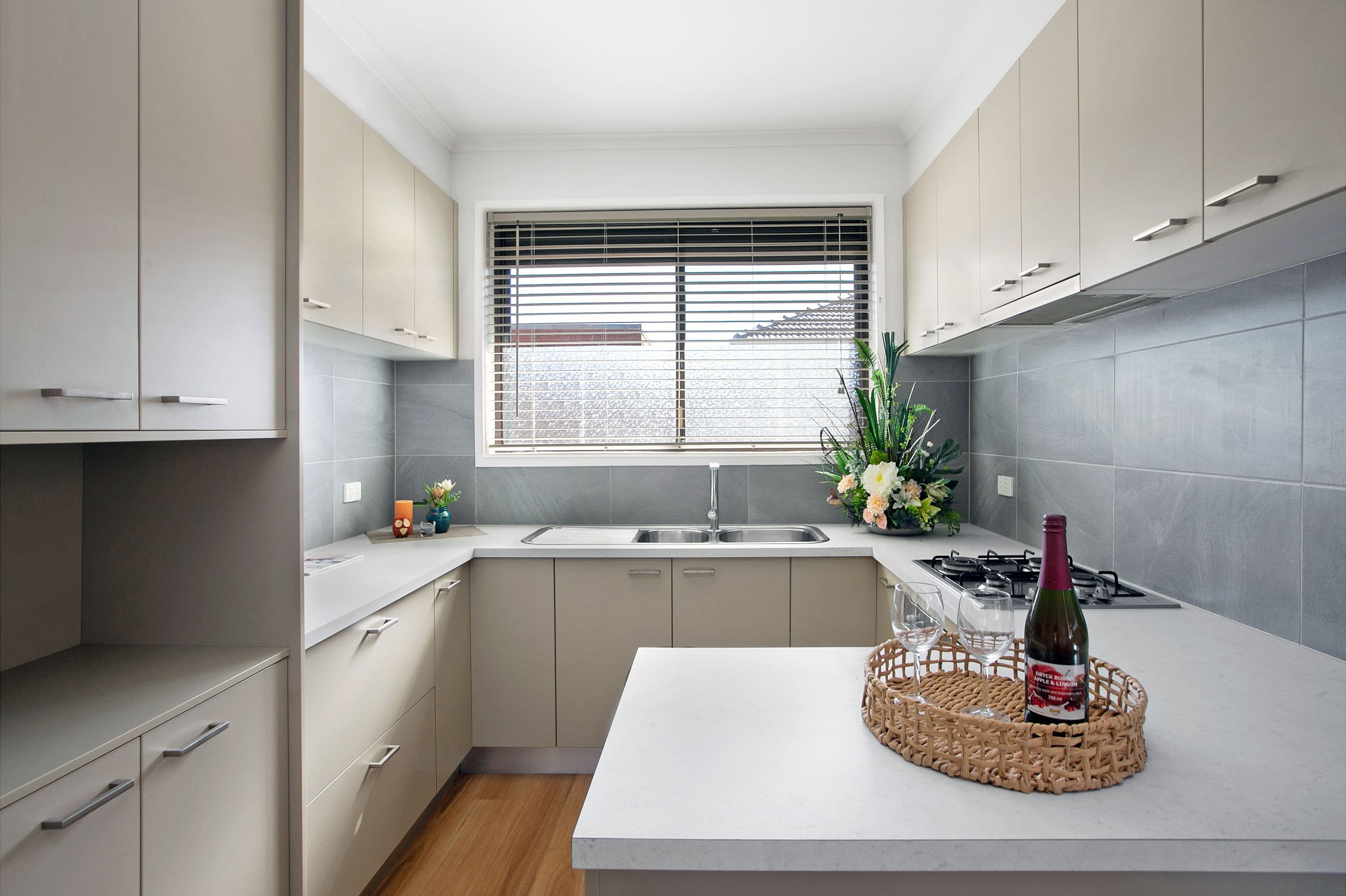 35 Allenby Avenue, Reservoir VIC 3073, Reservoir - Thumbnail 4