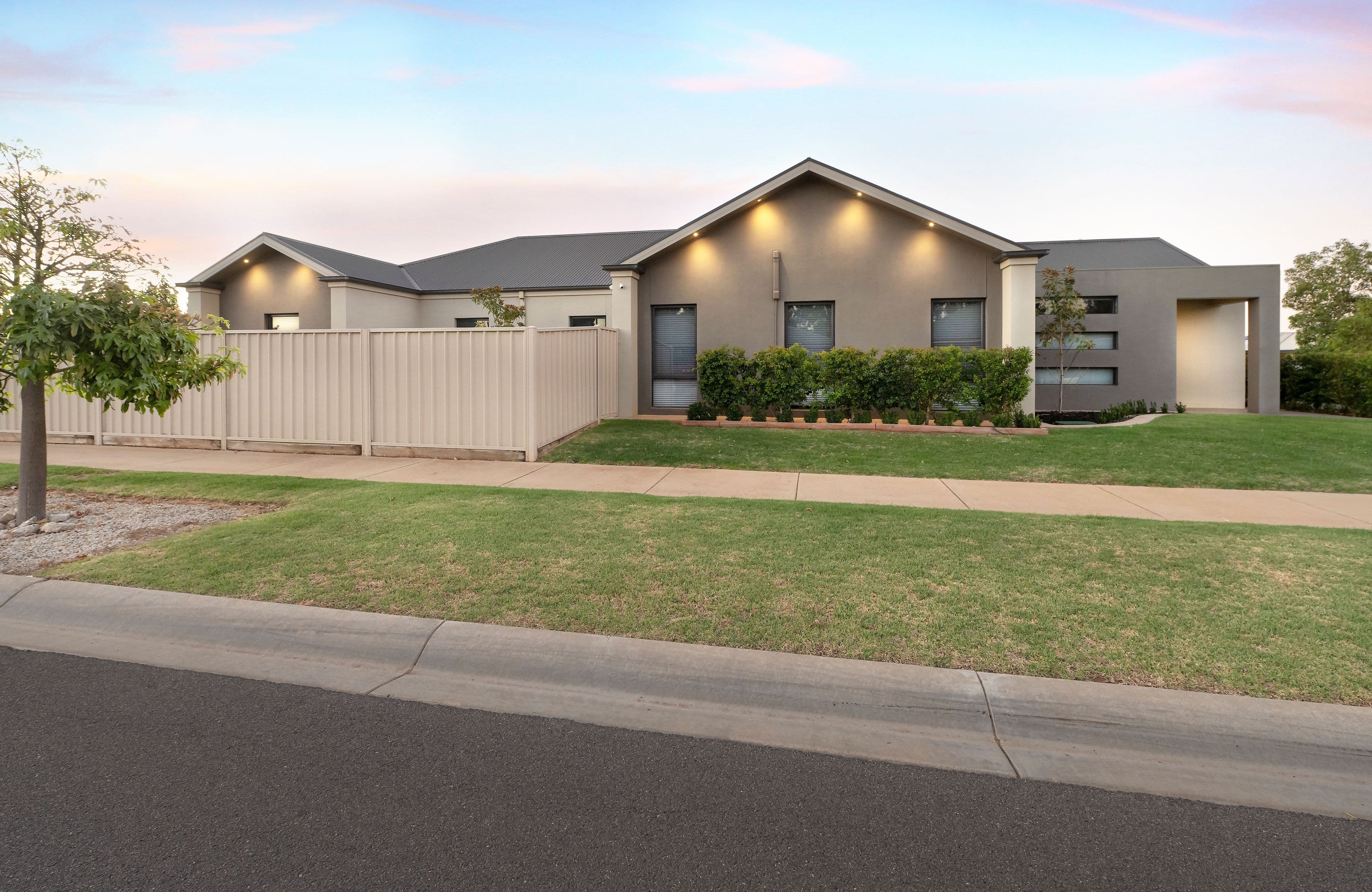 1 Manna Street, Swan Hill VIC 3585, Swan Hill - Thumbnail 2