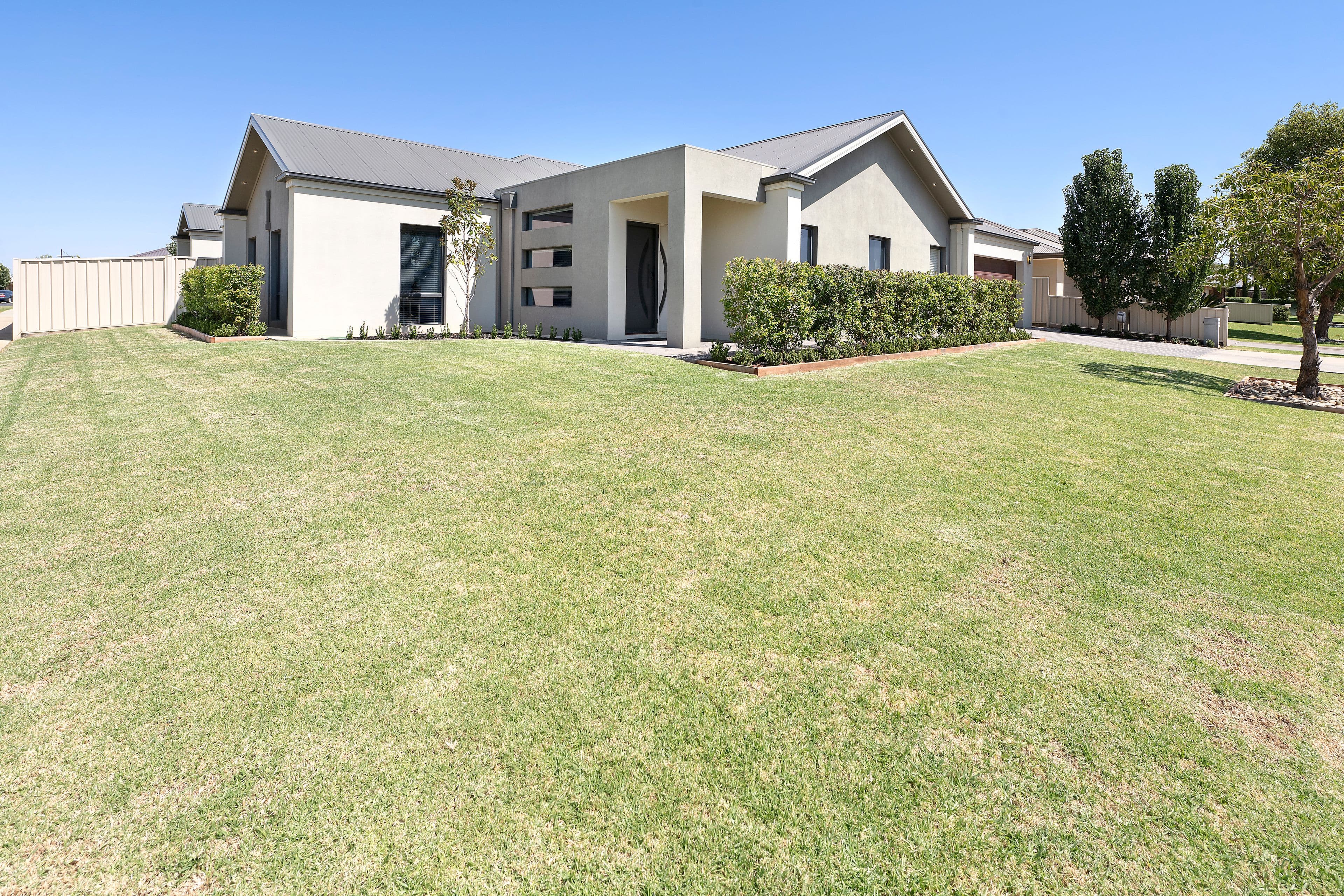 1 Manna Street, Swan Hill VIC 3585, Swan Hill - Thumbnail 4
