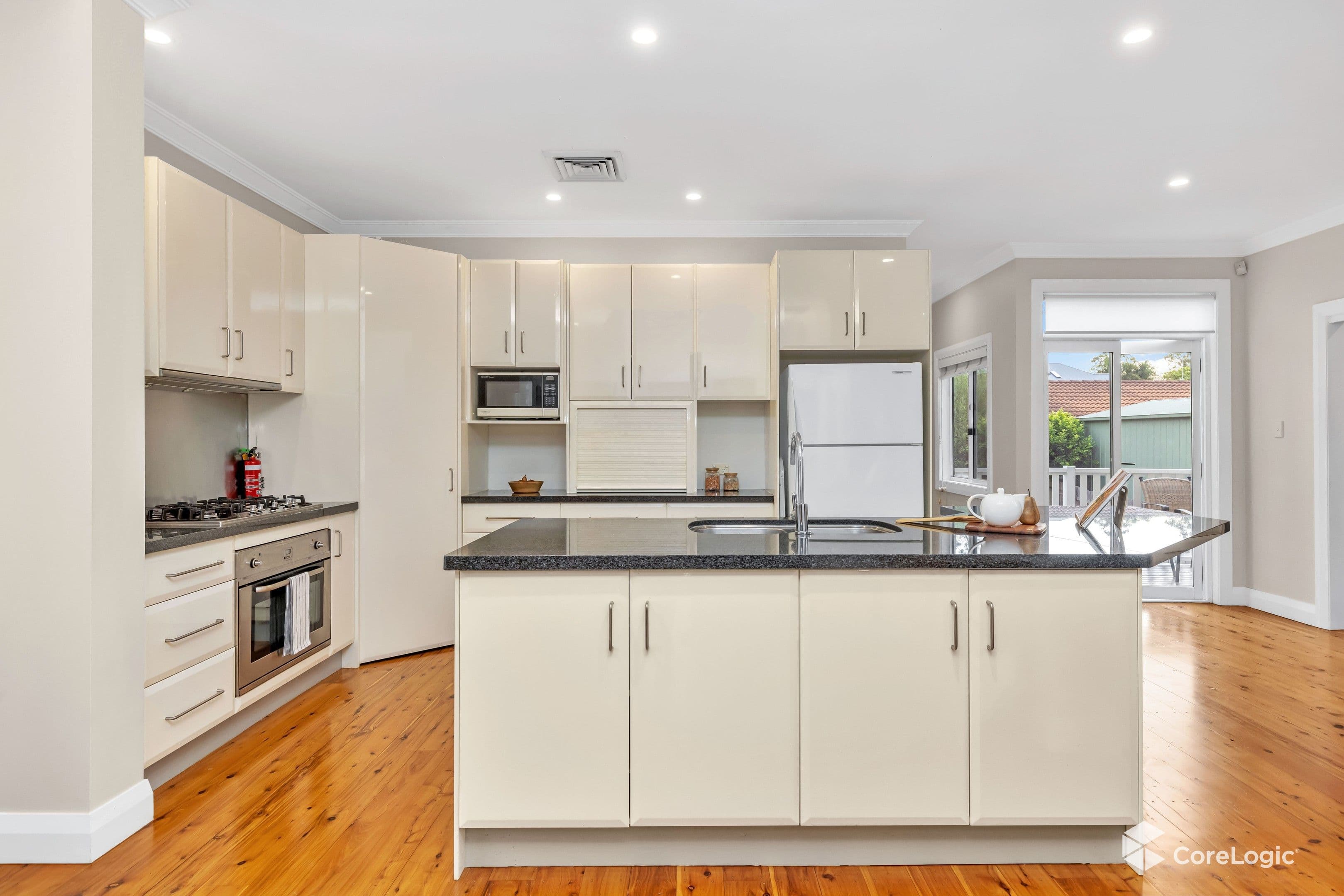 22 Primrose Avenue, Ryde NSW 2112, Ryde - Thumbnail 3