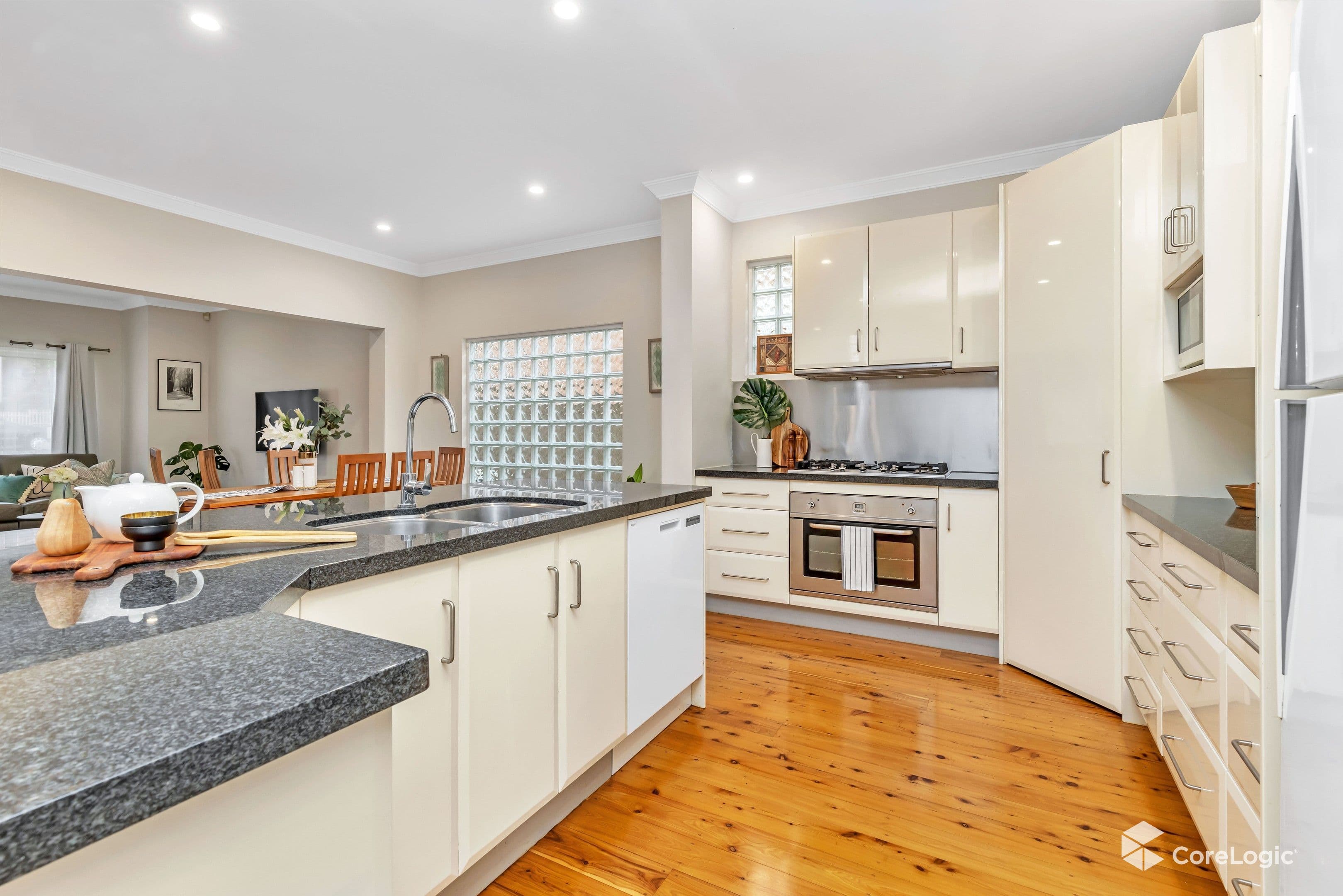 22 Primrose Avenue, Ryde NSW 2112, Ryde - Thumbnail 4