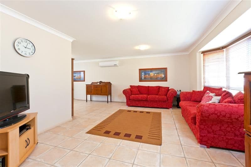 10 Seaholly Crescent, VICTORIA POINT QLD 4165, Victoria Point - Thumbnail 3