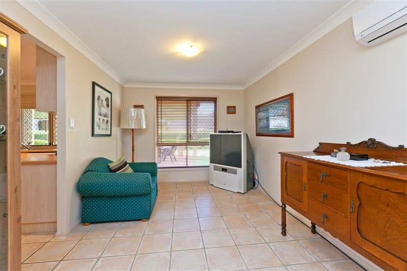 10 Seaholly Crescent, VICTORIA POINT QLD 4165, Victoria Point - Thumbnail 4