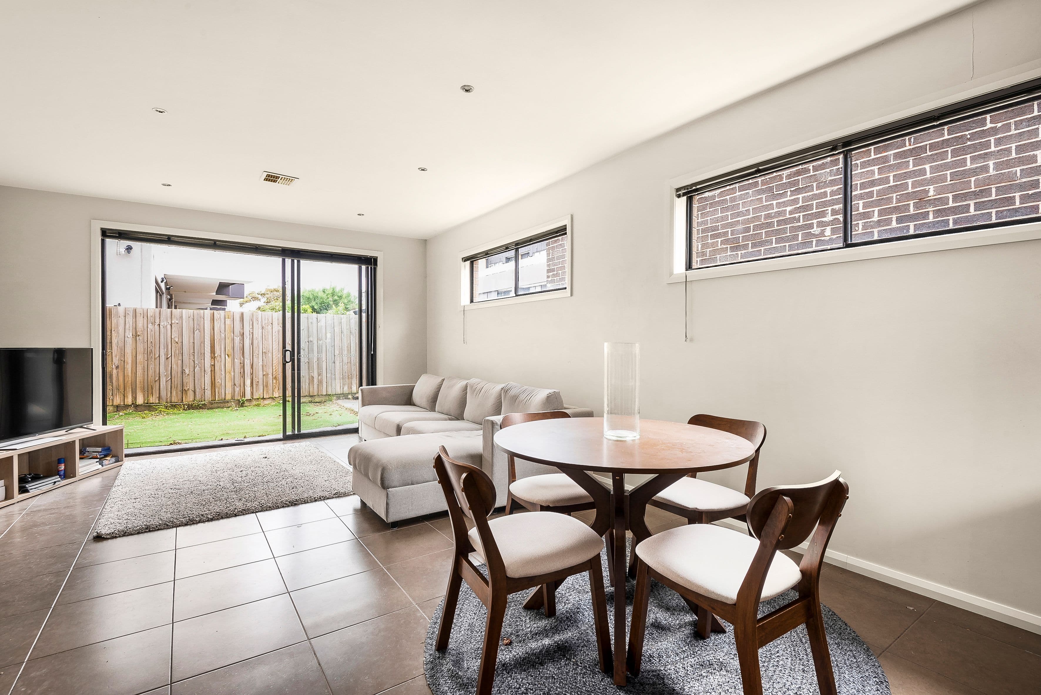 12 Lake Avenue, Pascoe Vale VIC 3044, Pascoe Vale - Thumbnail 4