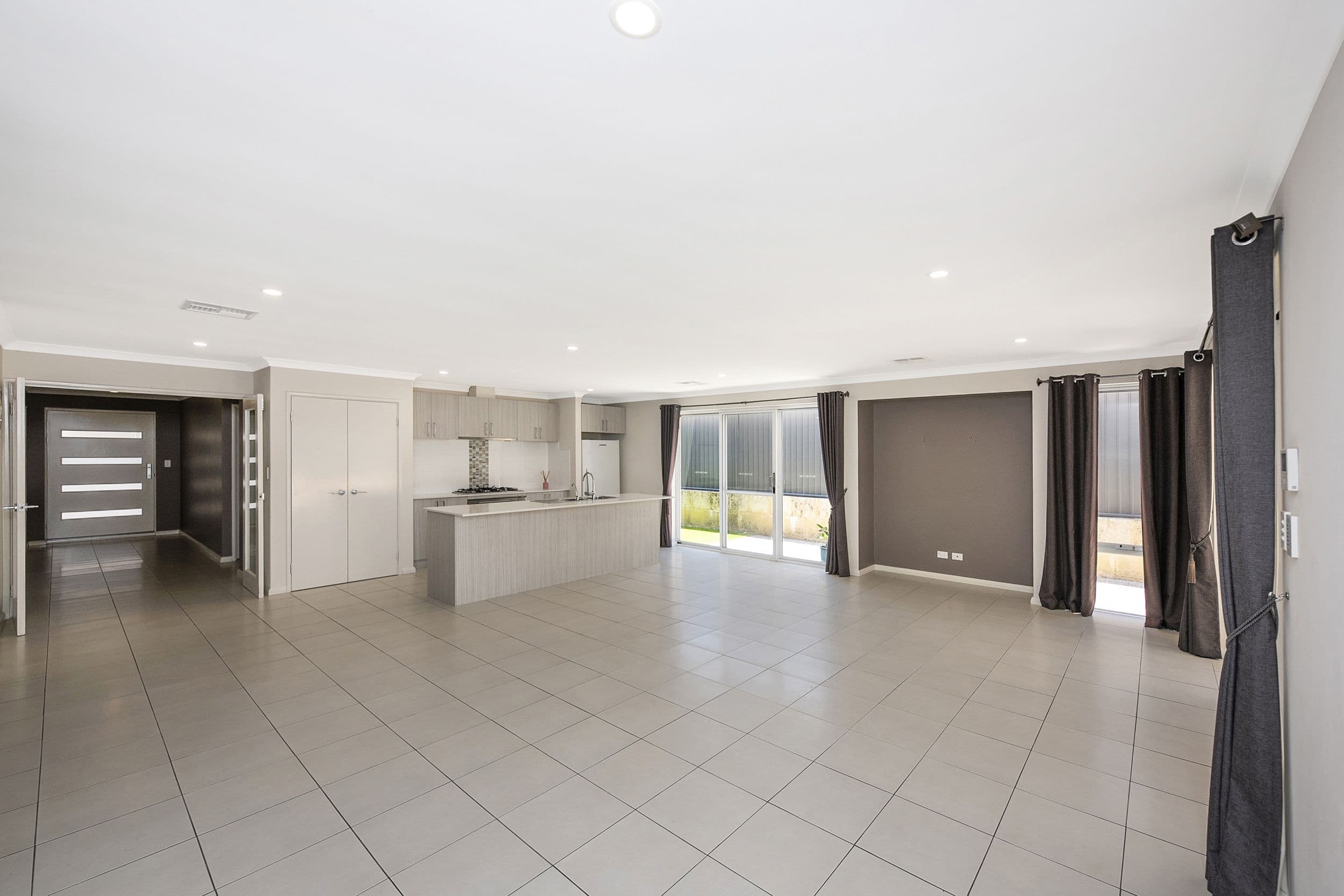 8 Ingram Road, Baldivis WA 6171, Baldivis - Thumbnail 3