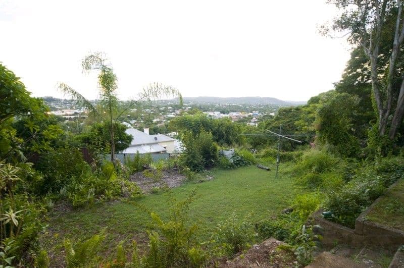 4 Hendon Street, NEWMARKET QLD 4051, Newmarket - Thumbnail 5