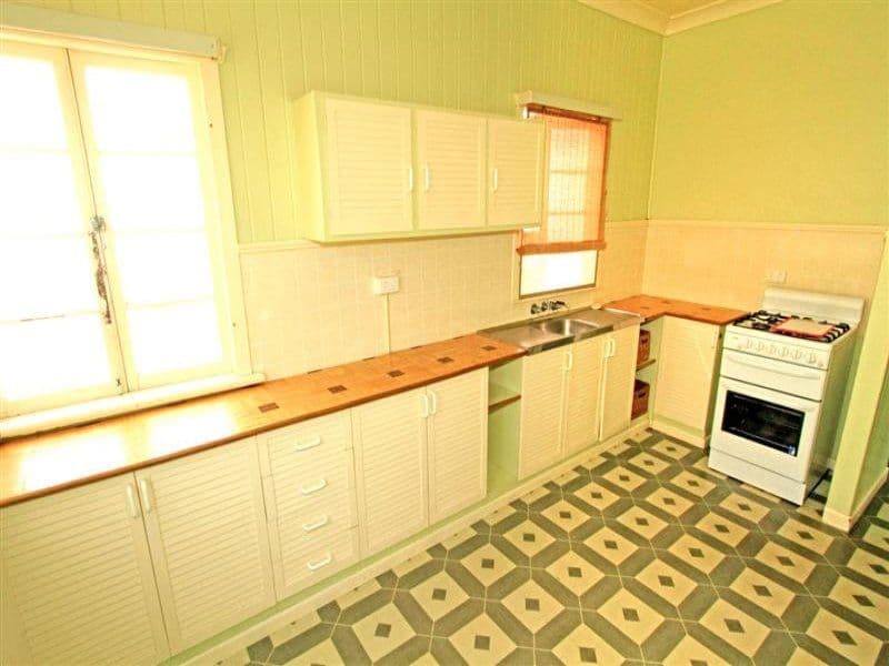 280 Waterloo Street, BERSERKER QLD 4701, Berserker - Thumbnail 3