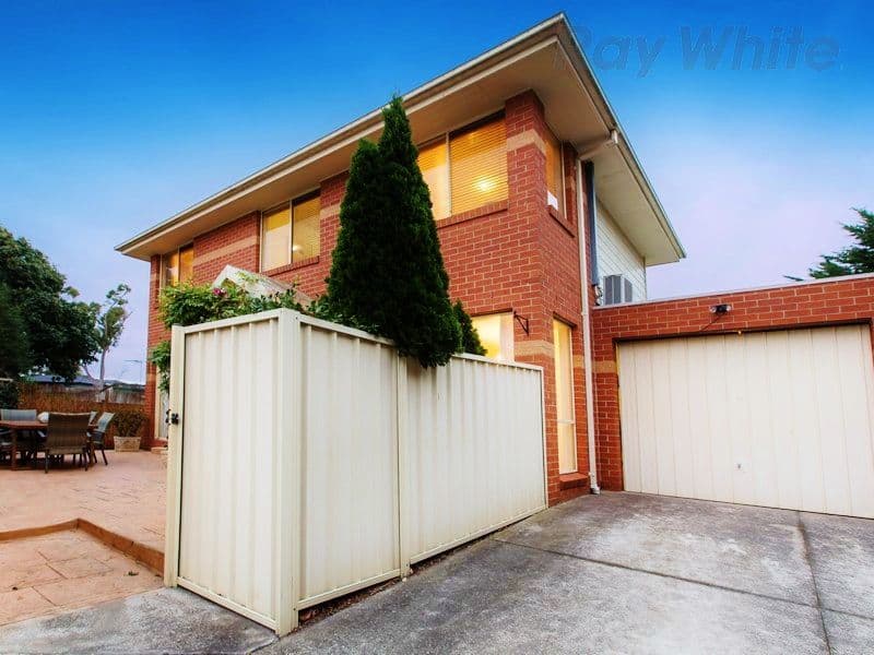 114 Warren Road, Mordialloc VIC 3195, Mordialloc - Image 1