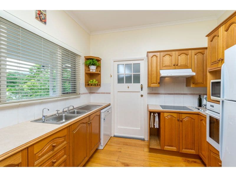 81 Oleander Drive, Ashgrove QLD 4060, Ashgrove - Thumbnail 7
