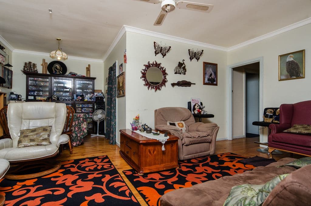 12 Carmichael Road, CHRISTIES BEACH SA 5165, Christies Beach - Thumbnail 2