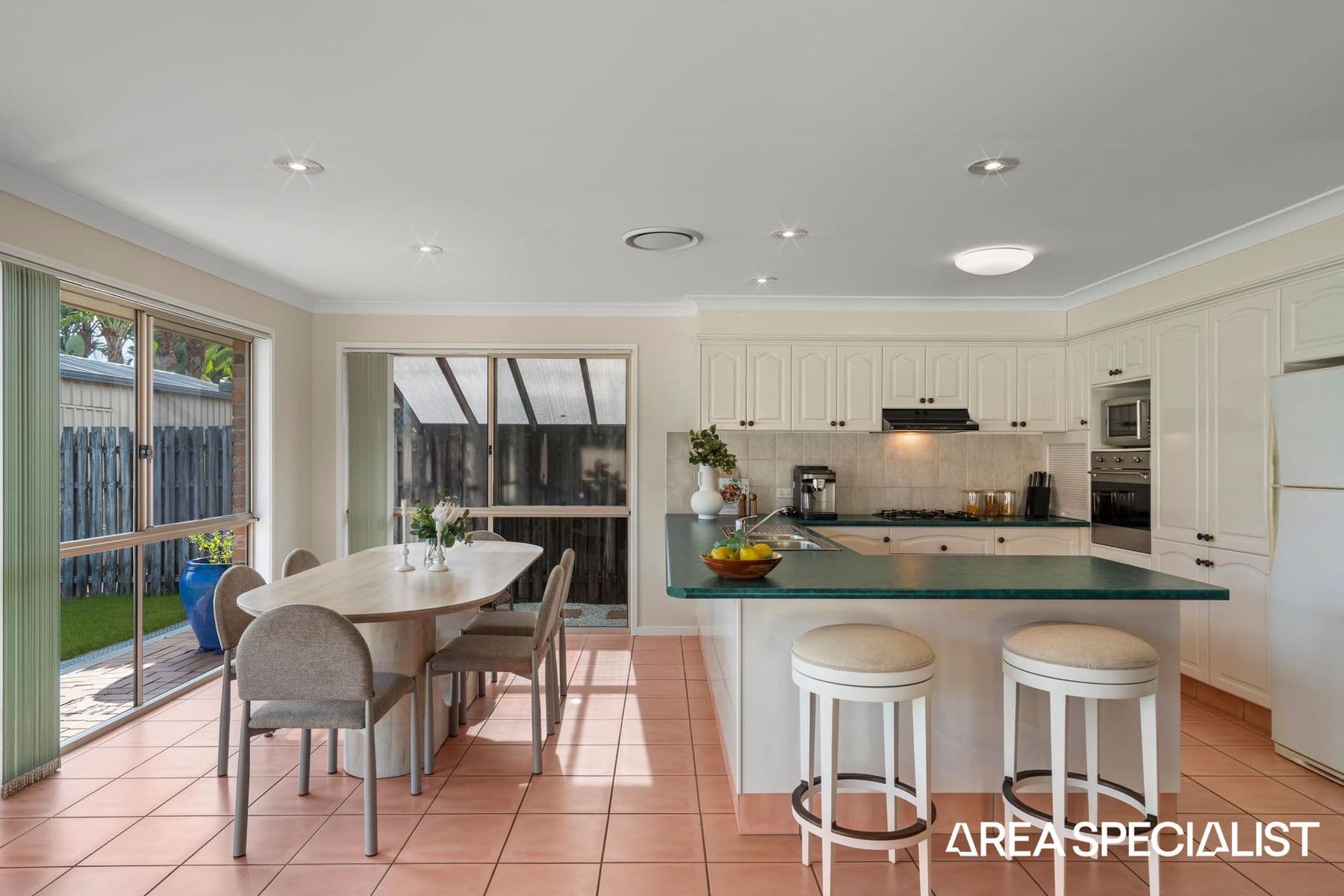 22 Westlake Court, Helensvale, QLD 4212, Helensvale - Thumbnail 8
