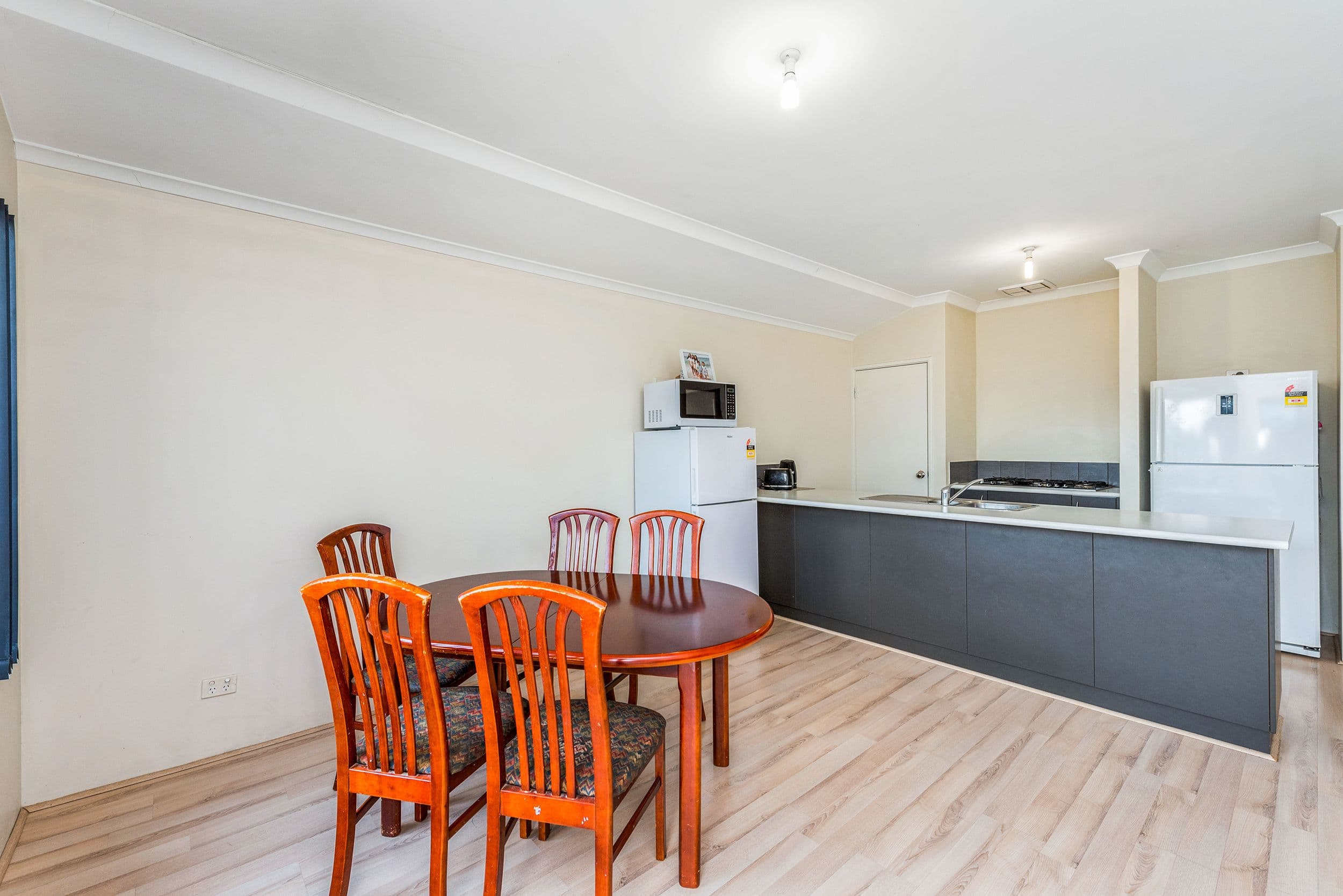24 Monaghan Close, Baldivis WA 6171, Baldivis - Thumbnail 2