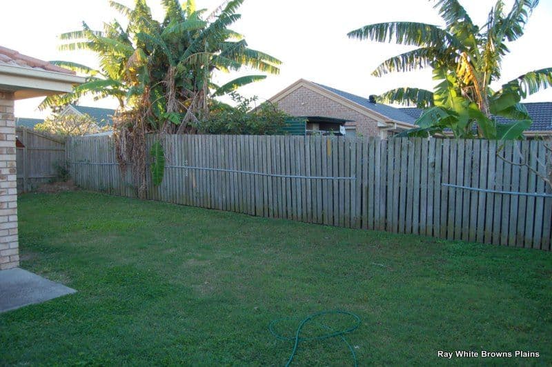 32 Elcock Avenue, CRESTMEAD QLD 4132, Crestmead - Thumbnail 2