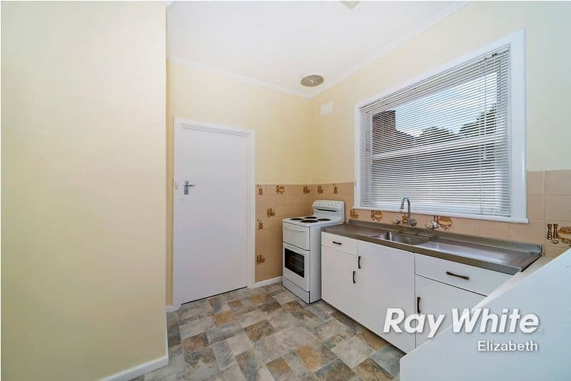 19 Bedchester Road, ELIZABETH NORTH SA 5113, Elizabeth North - Thumbnail 4