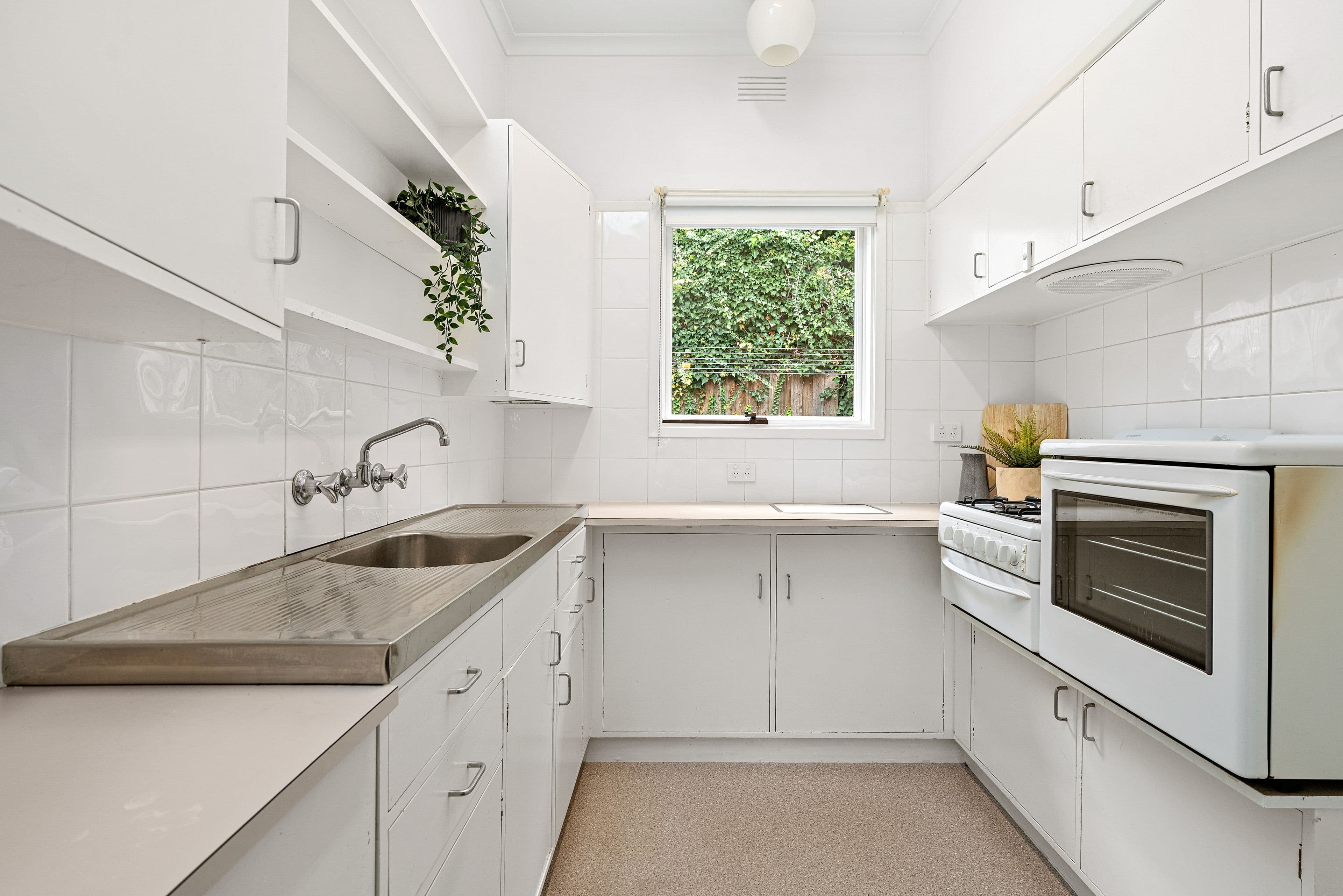24 Retreat Road, Newtown VIC 3220, Newtown - Thumbnail 4