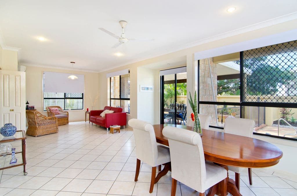 1292 Gold Coast Highway, PALM BEACH QLD 4221, Palm Beach - Thumbnail 6