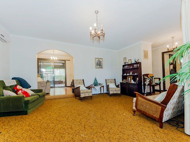 34 Mossfiel Drive, Hoppers Crossing VIC 3029, Hoppers Crossing - Thumbnail 4