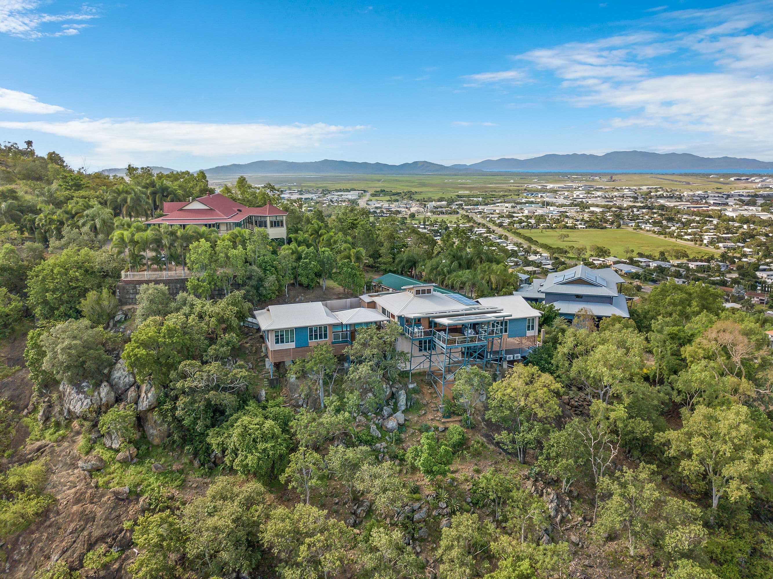 18 High Vista Drive, Mount Louisa QLD 4814, Mount Louisa - Thumbnail 8