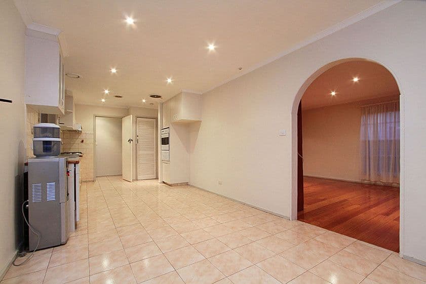 22 Tunbridge Crescent, LALOR VIC 3075, Lalor - Thumbnail 3