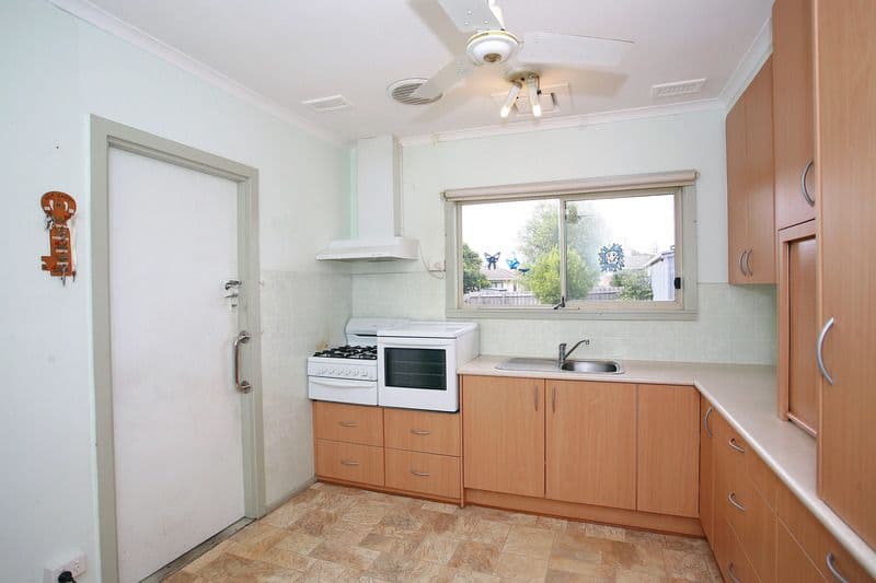 64 McFees Road, DANDENONG NORTH VIC 3175, Dandenong North - Thumbnail 5