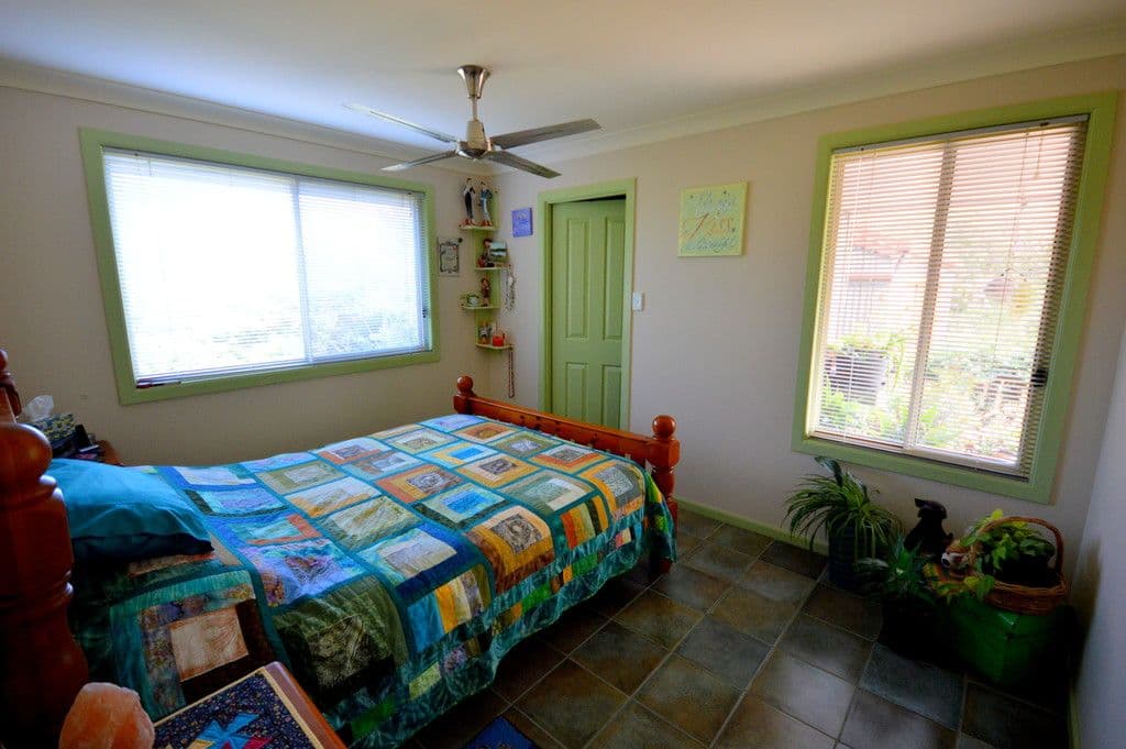11 Parkes Street, Woodstock - Thumbnail 5