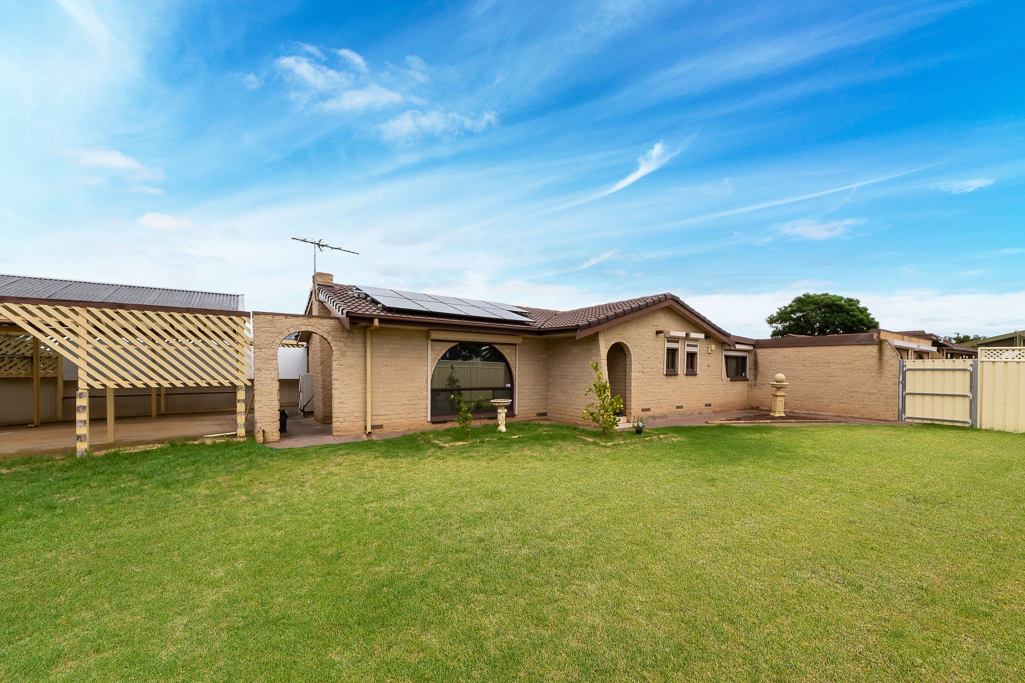 6 Lorraine Street, Murray Bridge SA 5253, Murray Bridge - Image 1