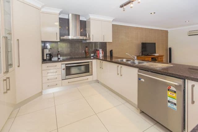 43 Tarrabool Street, WESTLAKE QLD 4074, Westlake - Image 1
