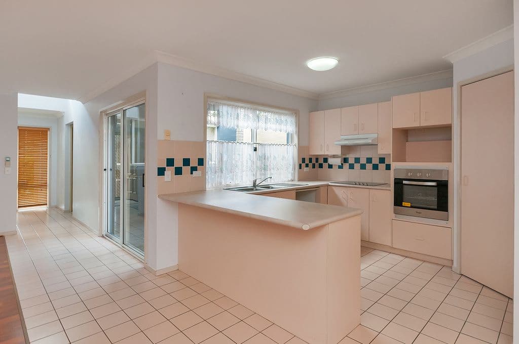 38 Cook Street, FOREST LAKE QLD 4078, Forest Lake - Thumbnail 4